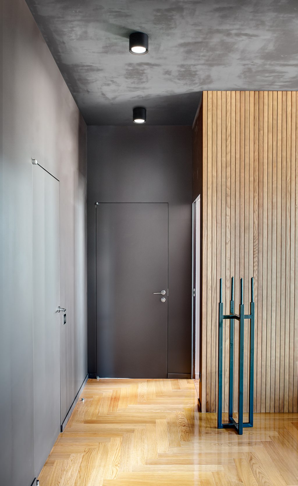 Gones