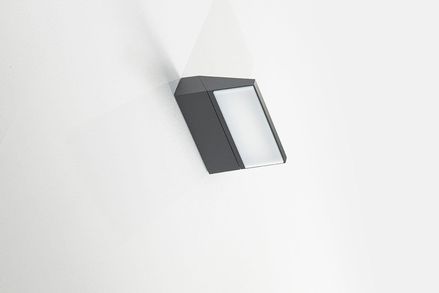 Elara - Lumiavera - esterno lampada da parete